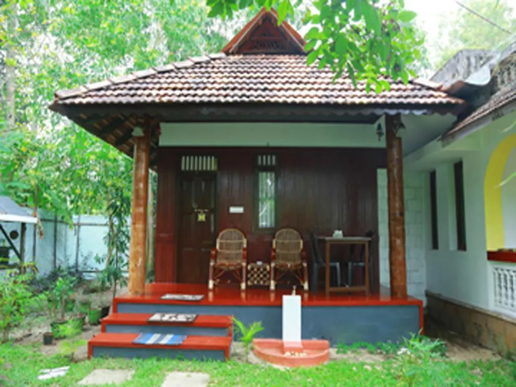 Marari Umapathi Beach Villa Mararikulam